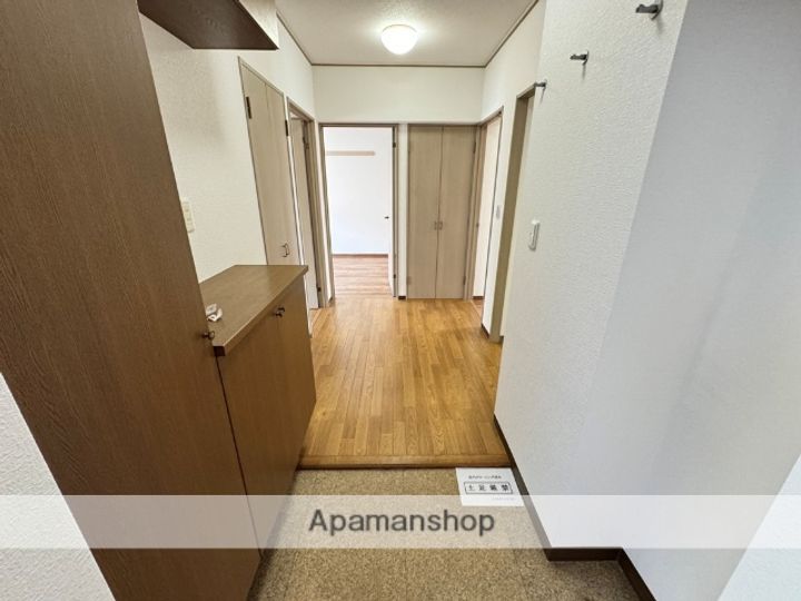 東香里野村マンションの内装