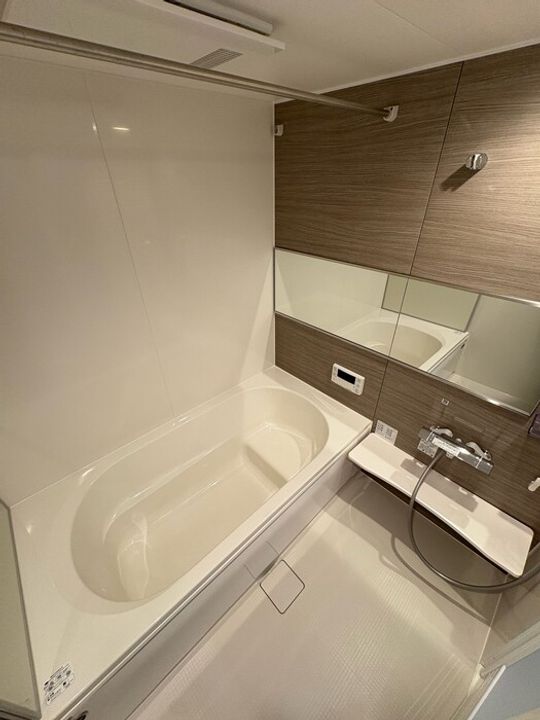 D-residence高槻市下田部Bの風呂