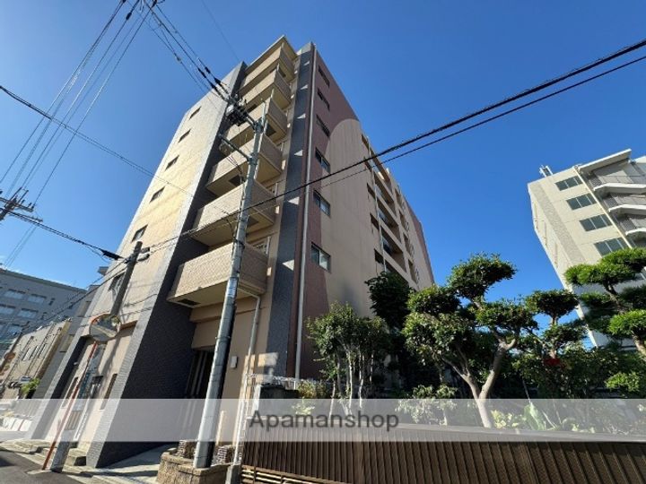 大阪府高槻市野見町の賃貸マンションの外観