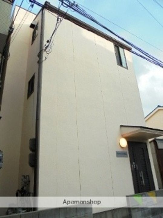 大阪府高槻市川西町2丁目の賃貸マンション202の外観