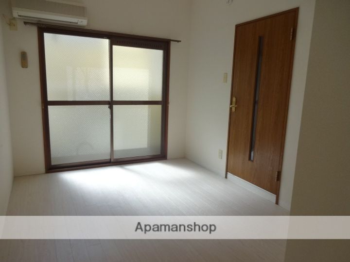 ラピュタⅡの居間