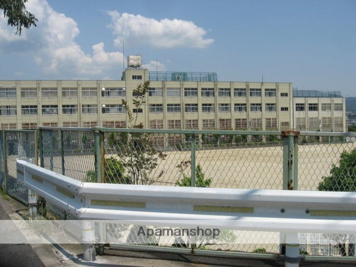 大阪府高槻市宮之川原5丁目の賃貸アパートの周辺