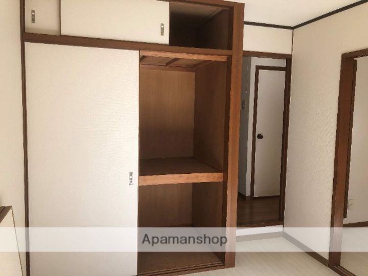 大阪府高槻市辻子3丁目の賃貸マンション202の内装