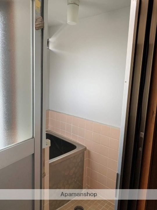 大阪府高槻市東五百住町3丁目の賃貸アパートB110の風呂