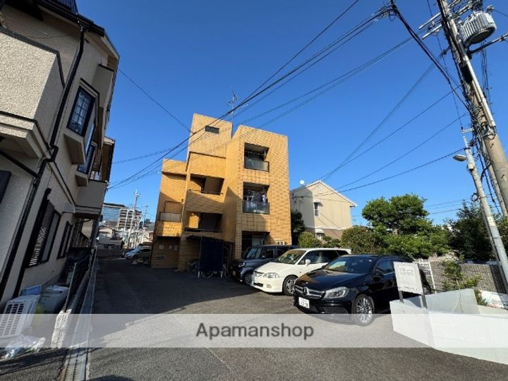 大阪府高槻市城西町の賃貸マンションの外観