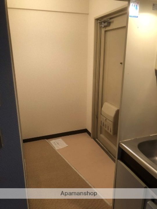 大阪府高槻市明野町の賃貸マンション203の玄関