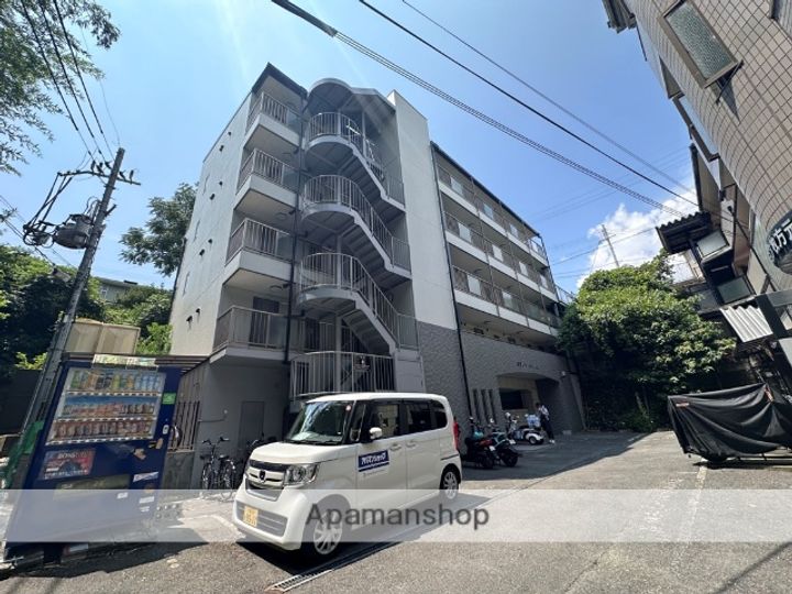 枚方グランドマンション101の外観