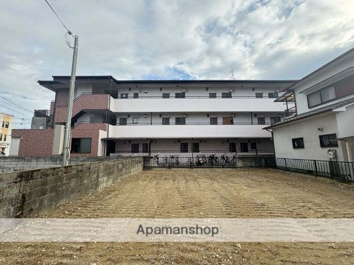 レオハイム津田の外観