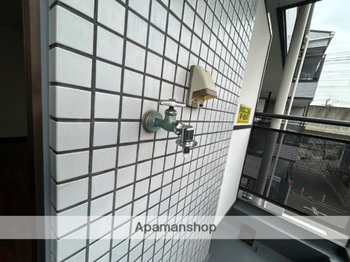 大阪府高槻市松原町の賃貸マンションの内装