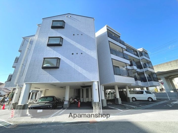 大阪府高槻市松原町の賃貸マンションの外観