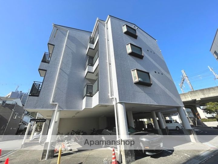 大阪府高槻市松原町の賃貸マンションの外観