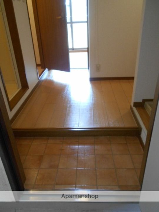 アルトピアーノの玄関