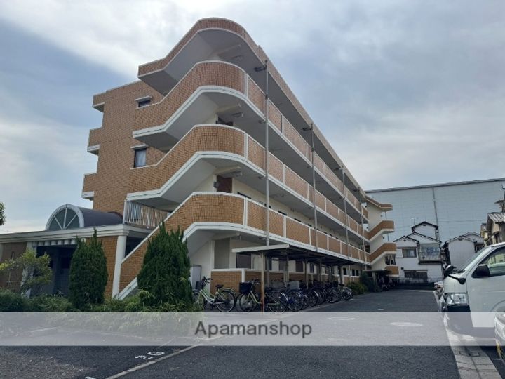 大阪府高槻市南庄所町の賃貸マンションの外観