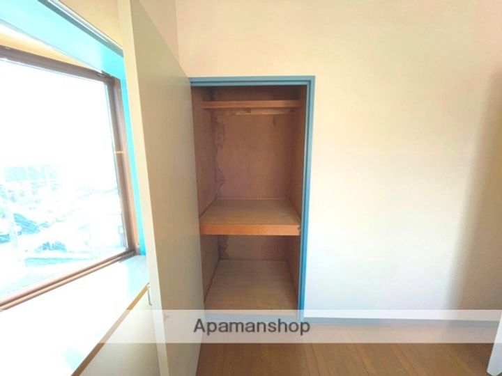 大阪府高槻市芝生町4丁目の賃貸マンション305の内装