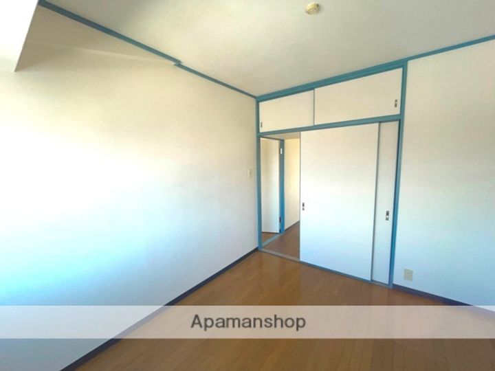 大阪府高槻市芝生町4丁目の賃貸マンション305の内装