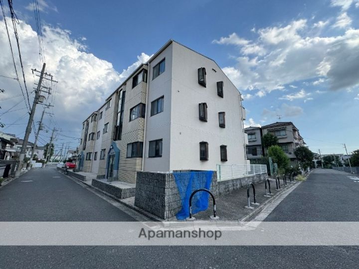 大阪府高槻市芝生町4丁目の賃貸マンション205の外観