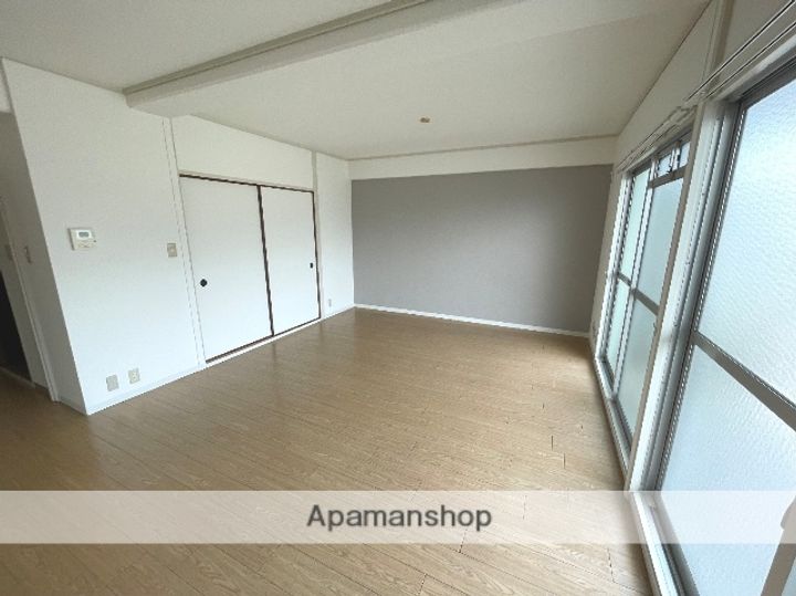 大阪府高槻市松川町の賃貸マンション403の内装