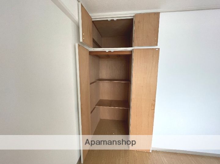 大阪府高槻市松川町の賃貸マンション403の内装