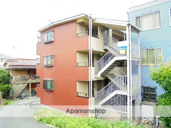 大阪府高槻市津之江町1丁目の賃貸マンションの外観