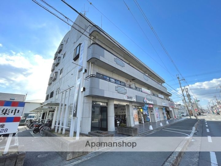大阪府高槻市栄町4丁目の賃貸マンション306の外観