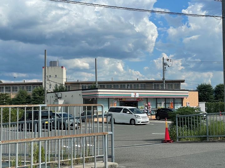 レオパレスオーキッドIIの周辺