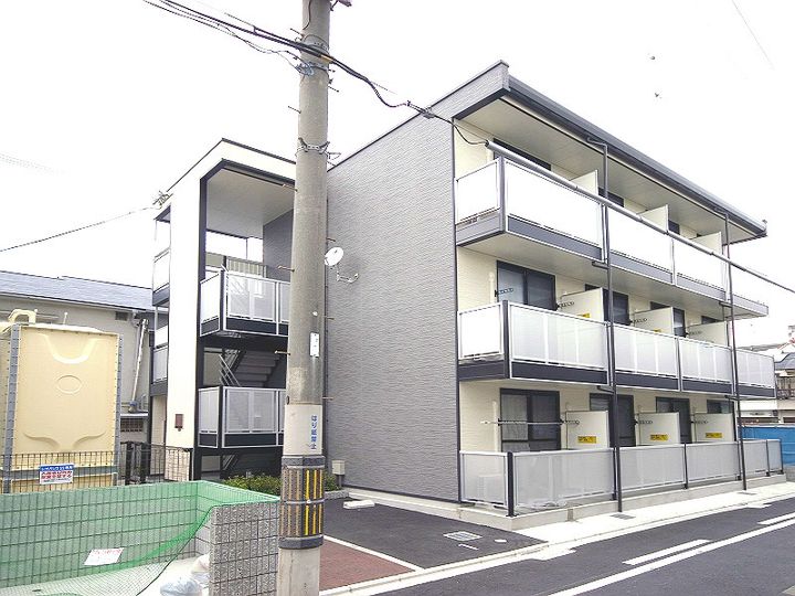 レオパレス高瀬ヒュッテ1の外観