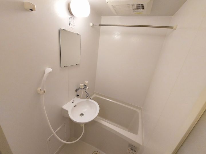 レオパレスカサグランデの風呂