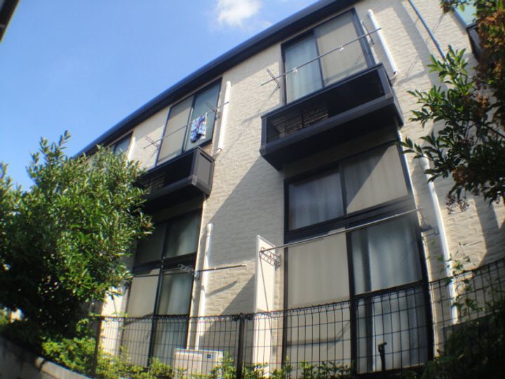 レオパレスカサグランデの外観