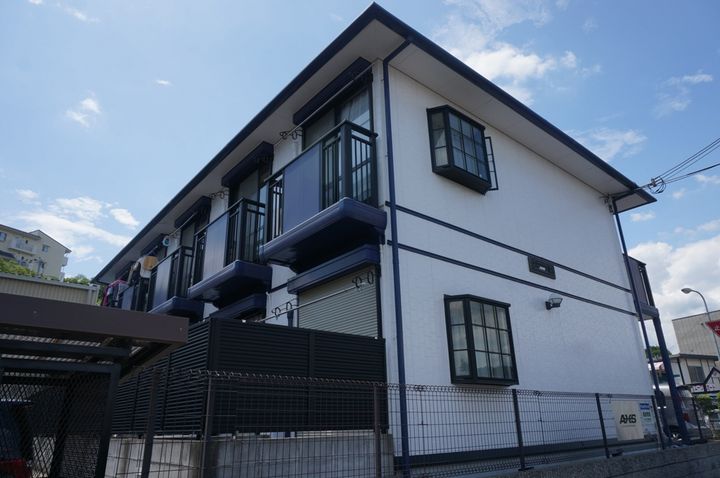 アクセス201号室の外観