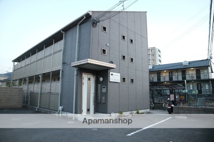 ラルゴ忍ヶ丘の外観