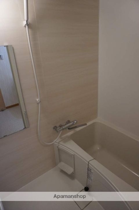 大阪府守口市大宮通1丁目の賃貸マンションの風呂