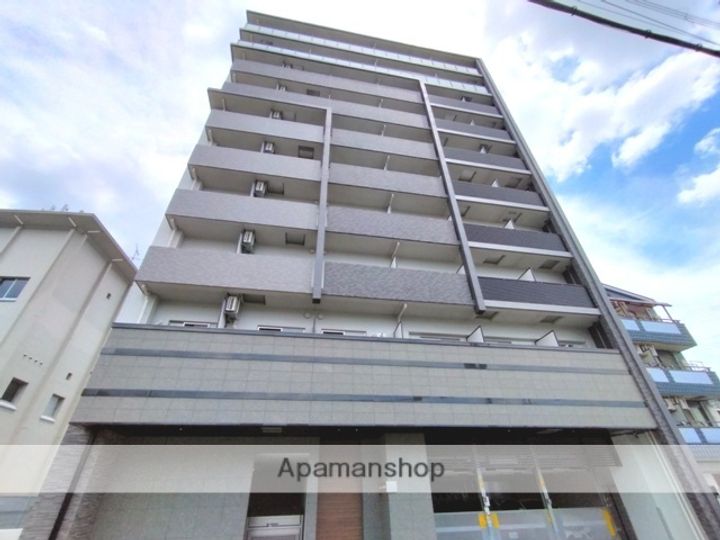 大阪府高槻市富田町1丁目の賃貸マンションの外観