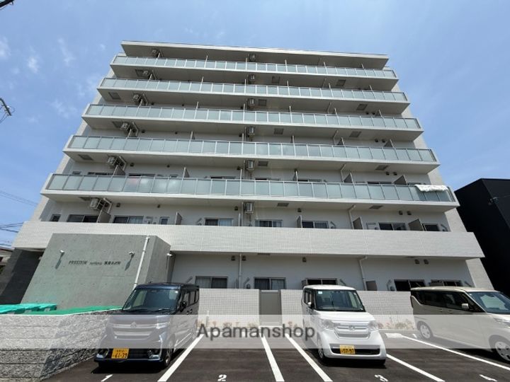 大阪府堺市中区深井沢町の賃貸マンションの外観