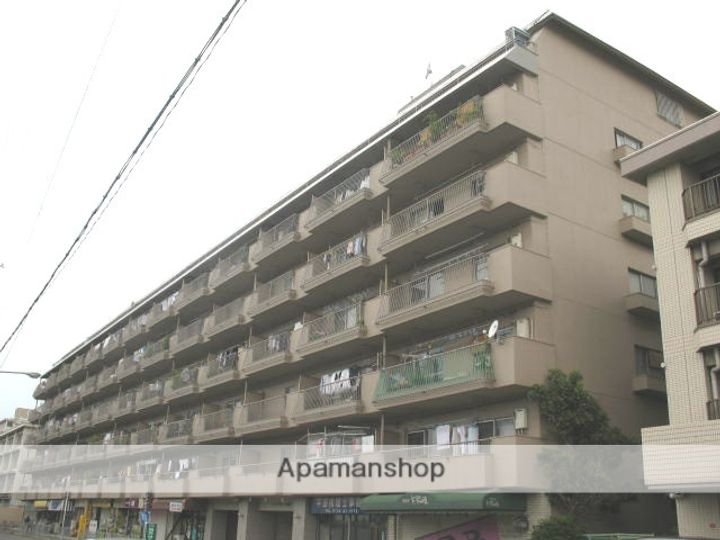大阪府高槻市真上町1丁目の賃貸マンションの外観