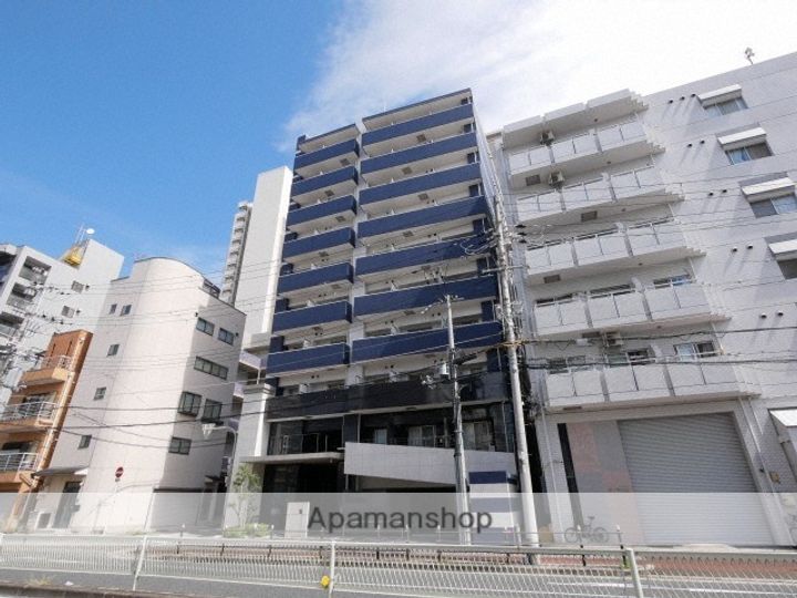 コスモ梅田WESTの外観