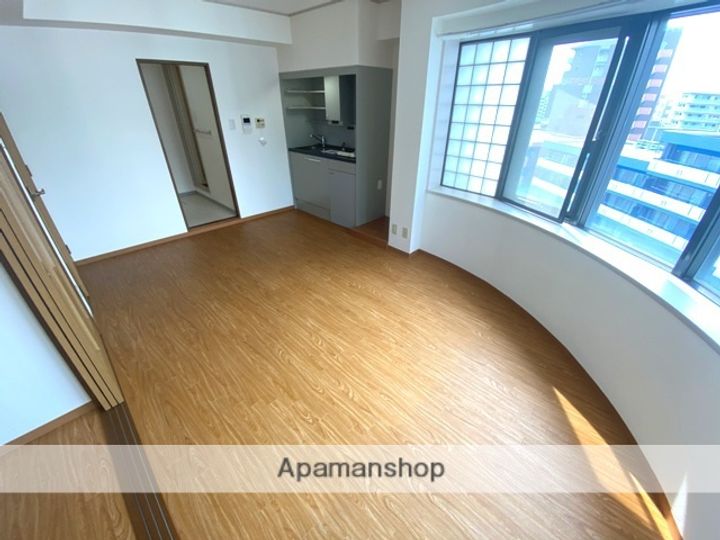 大阪府大阪市北区大淀南3丁目の賃貸マンションの内装