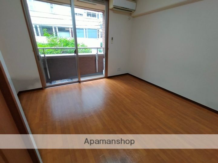 大阪府大阪市北区曾根崎新地2丁目の賃貸マンションの内装