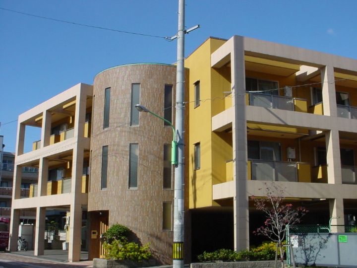 メゾン・ドゥ・ロンの外観