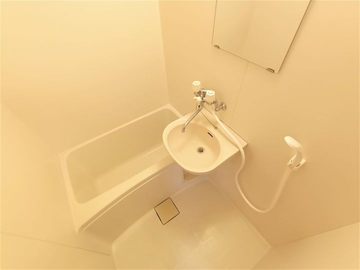 レオパレスFUKONO弐番館の風呂