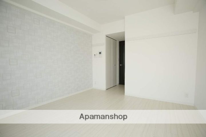 大阪府大阪市北区同心2丁目の賃貸マンションの居間