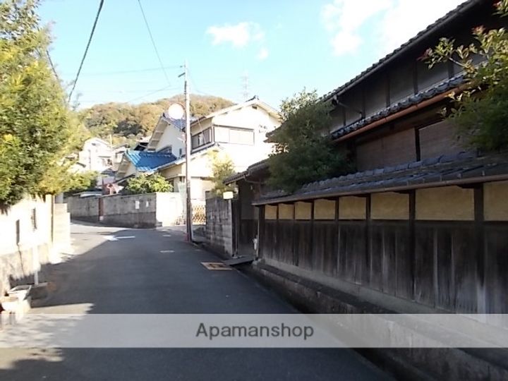 ローレンスハイムの周辺