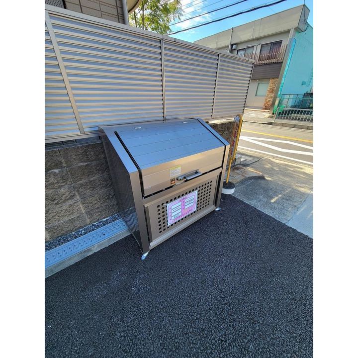 エル アンバル202号室の内装