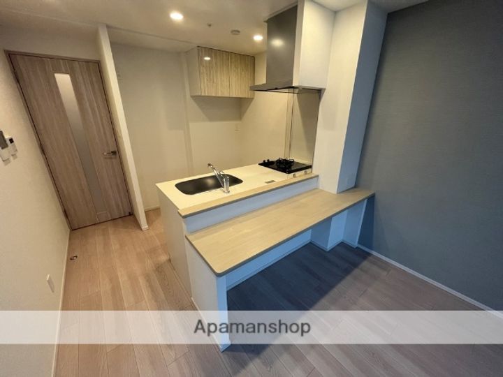 大阪府大阪市北区大淀中5丁目の賃貸マンションの内装