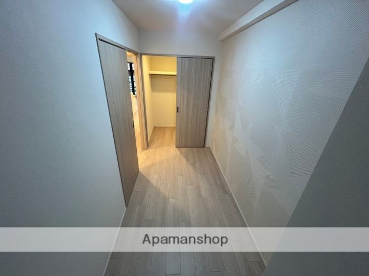 大阪府大阪市北区大淀中5丁目の賃貸マンションの内装