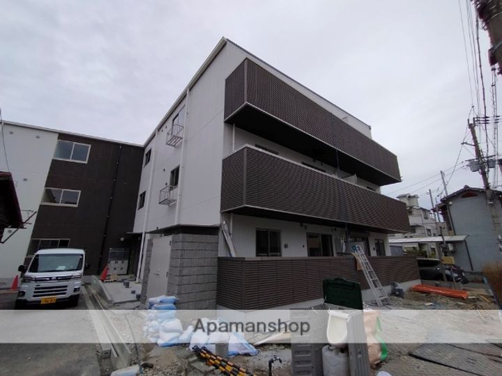 アルカンシェルコート緑橋の外観
