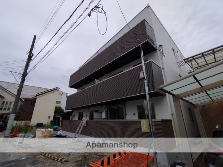 アルカンシェルコート緑橋の外観