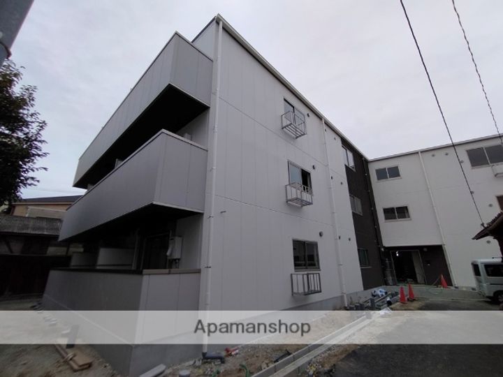 アルカンシェルコート緑橋の外観
