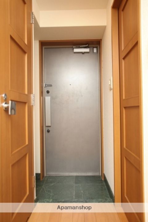 エステムプラザ梅田・扇町公園パークランドの玄関