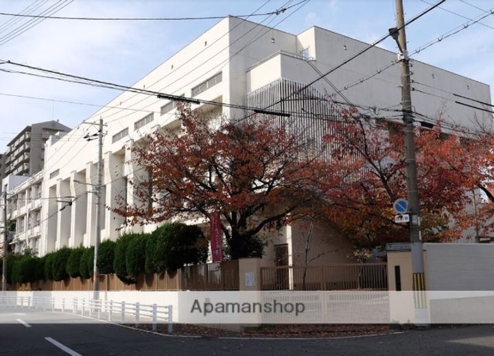 セオリー梅田ドムスの周辺