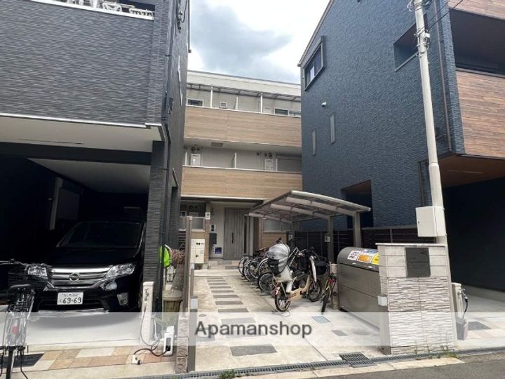 大阪府大阪市城東区東中浜8丁目の賃貸アパートの外観